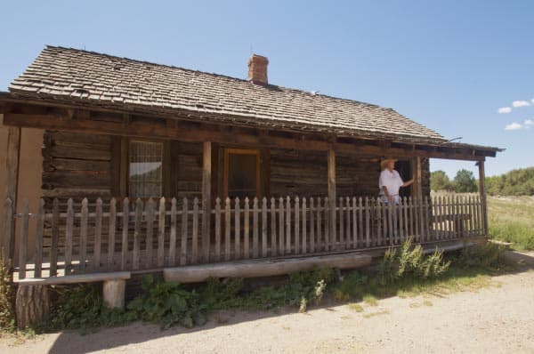 Raton Schoolhouse, Las Golondrinas